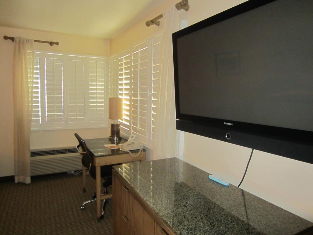 Pb Surf Beachside Inn Сан Диего Екстериор снимка