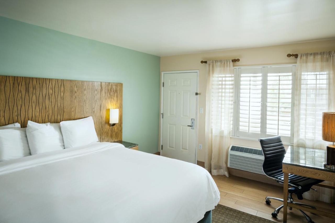 Pb Surf Beachside Inn Сан Диего Екстериор снимка